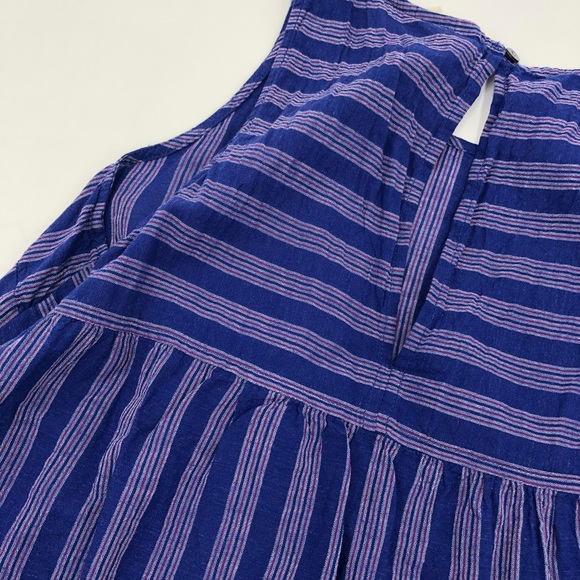 Universal Thread Tank - Picture 7 of 9